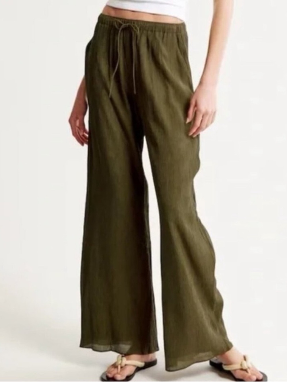 Abercrombie Crinkle Textured Pull-On Wide Leg Pant